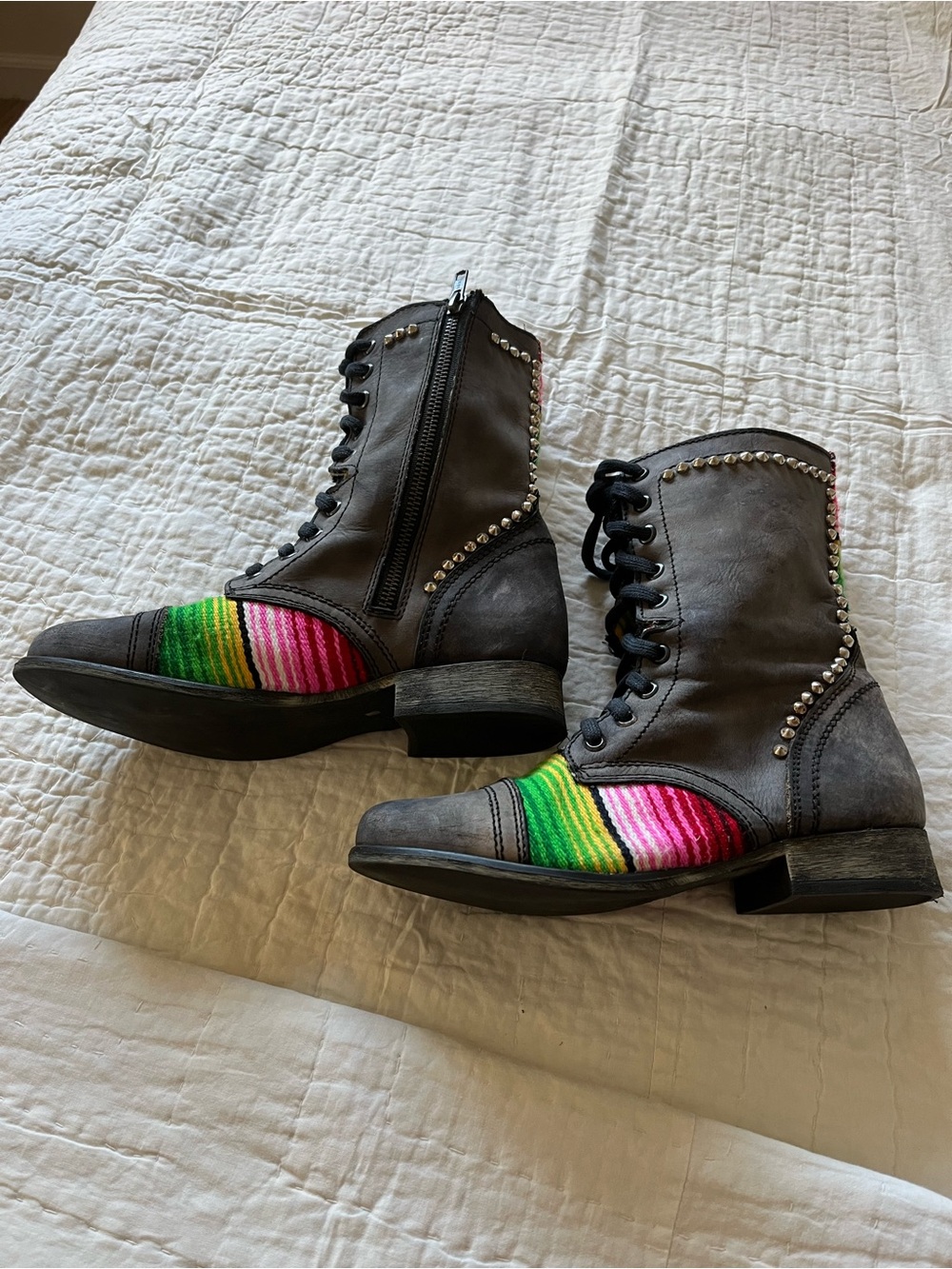 STEVE MADDEN BOOTS SIZE 7